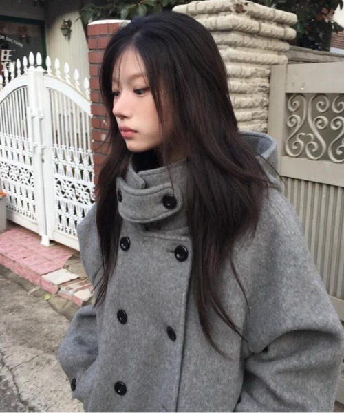 GEMEDA(ジェメダ)の「秋冬新作 ダブルボタンフード付きコート(その他アウター・レディース・グレー/ブラック・M)」の6枚目の写真