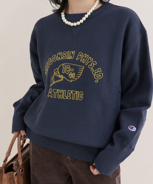 fredy emue(フレディエミュ)の「【Champion/チャンピオン】REVERSE WEAVE CREW NECK SWEATSHIRT(スウェット・レディース・ネイビー/チャコールグレー/ブラウン/ライトグレー・38)」の1枚目の写真