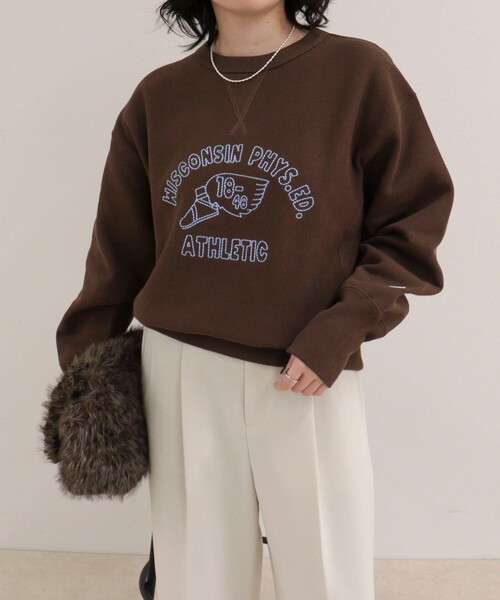 fredy emue(フレディエミュ)の「【Champion/チャンピオン】REVERSE WEAVE CREW NECK SWEATSHIRT(スウェット・レディース・ネイビー/チャコールグレー/ブラウン/ライトグレー・38)」の10枚目の写真
