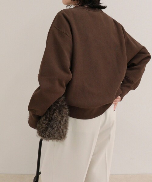 fredy emue(フレディエミュ)の「【Champion/チャンピオン】REVERSE WEAVE CREW NECK SWEATSHIRT(スウェット・レディース・ネイビー/チャコールグレー/ブラウン/ライトグレー・38)」の12枚目の写真