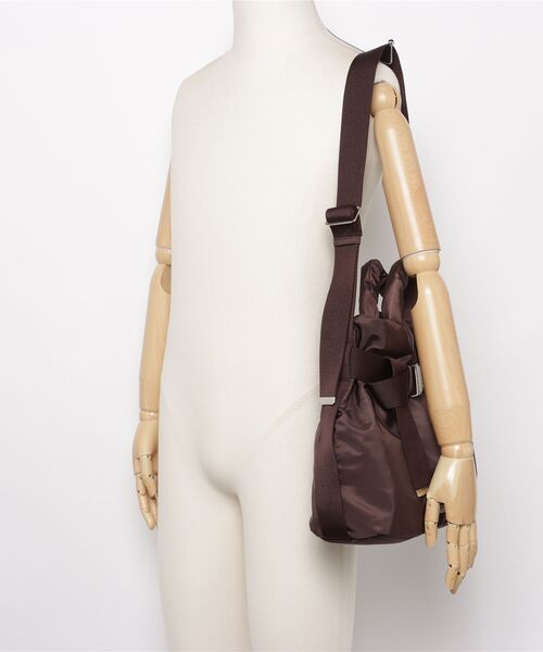 OUTDOOR PRODUCTS(アウトドアプロダクツ)の「【OUTDOOR PRODUCTS / アウトドアプロダクツ】2way Belt Tote Bag / ナイロン ベルトトートバッグ(トートバッグ・レディース・ブラック/ブラウン/シルバー/アイボリー・FREE)」の8枚目の写真