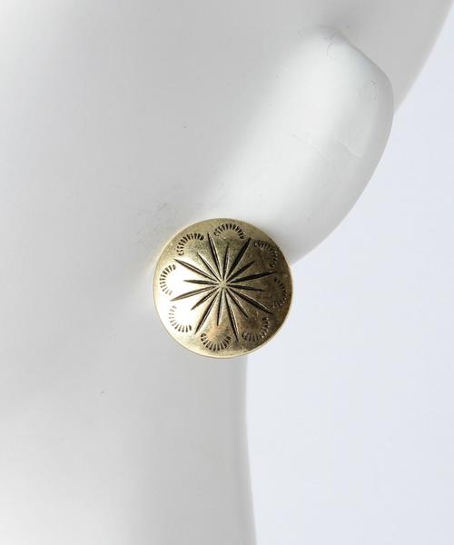 Another Edition（アナザーエディション）の「ネイティブコンチョイヤリング/AEBC NATIV コンチョ ER（イヤリング・レディース・ゴールド/シルバー・FREE）」の6枚目の写真