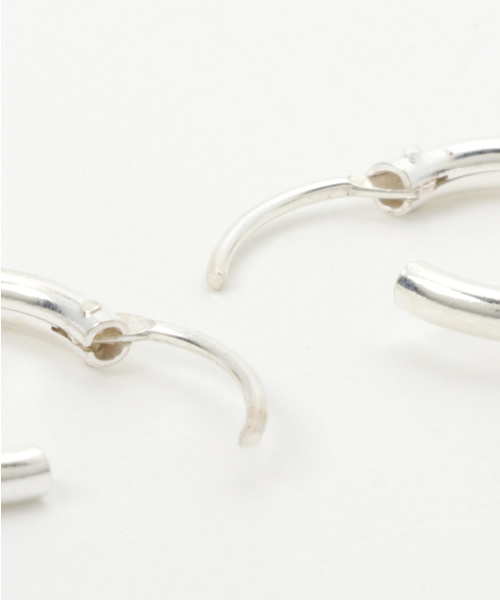 Burner（バーナー）の「【BLANC FICELLE】リングピアス（ピアス（両耳用）・メンズ・シルバー・14/16/18/20）」の2枚目の写真