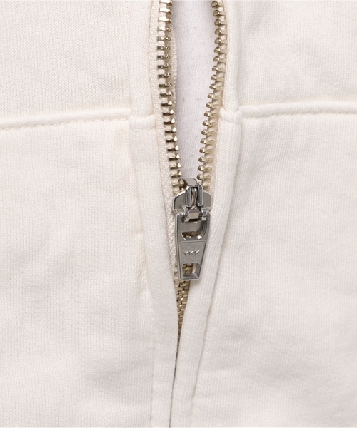 BOHEMIANS（ボヘミアンズ）の「BOHEMIANS/ボヘミアンズ　別注BEETLE EMB SWEAT ZIP PARKA（パーカー・メンズ・ホワイト/ネイビー・SMALL/MEDIUM/LARGE）」の10枚目の写真