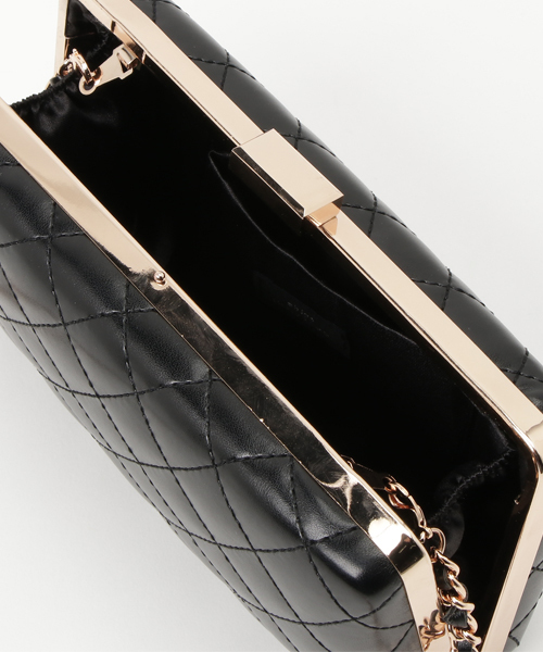 SHIPS for women(シップスフォーウィメン)の「little black:キルトポシェット(クラッチバッグ・レディース・ブラック/ベージュ・ONE SIZE)」の6枚目の写真