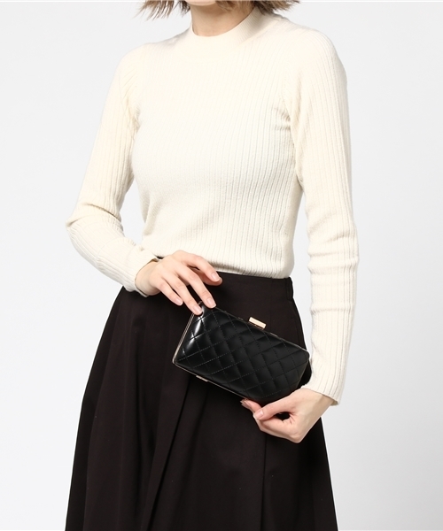 SHIPS for women(シップスフォーウィメン)の「little black:キルトポシェット(クラッチバッグ・レディース・ブラック/ベージュ・ONE SIZE)」の8枚目の写真