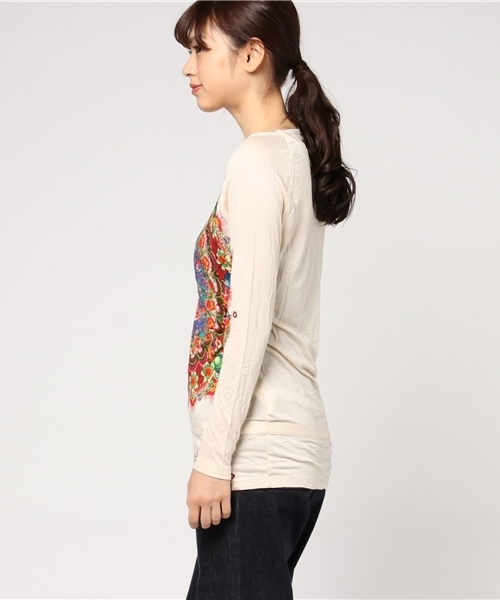 Desigual（デシグアル）の「「Desigual/デシグアル」Tシャツ（Tシャツ/カットソー・レディース・ホワイト系その他/ブラック・X-LARGE/MEDIUM/SMALL/LARGE）」の4枚目の写真