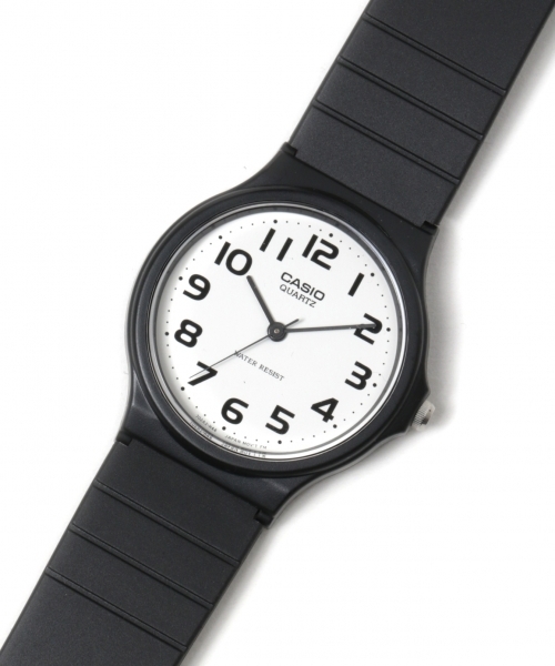 GLOBAL WORK(グローバルワーク)の「【CASIO】マルガタアナログ/766860(アナログ腕時計・レディース・ホワイト/ブラック・FREE)」の4枚目の写真