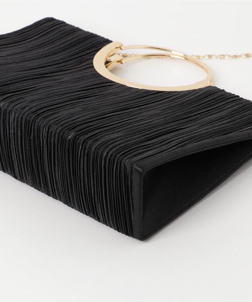 reca（レカ）の「《結婚式やパーティーに》3WAYプリーツクラッチバック（クラッチバッグ・レディース・ブラック/ベージュ・FREE）」の6枚目の写真
