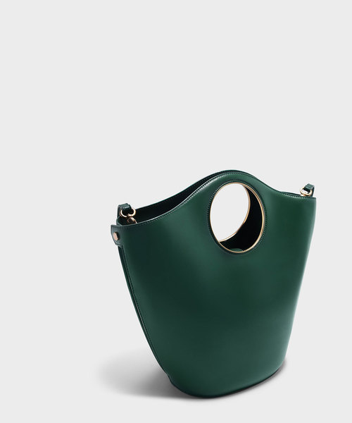 CHARLES & KEITH(チャールズ & キース)の「サーキュラーカットアウトハンドルトートバッグ / CIRCULAR CUT OUT HANDLE TOTE BAG(トートバッグ・レディース・ブラウン系その他/グリーン・XL)」の8枚目の写真