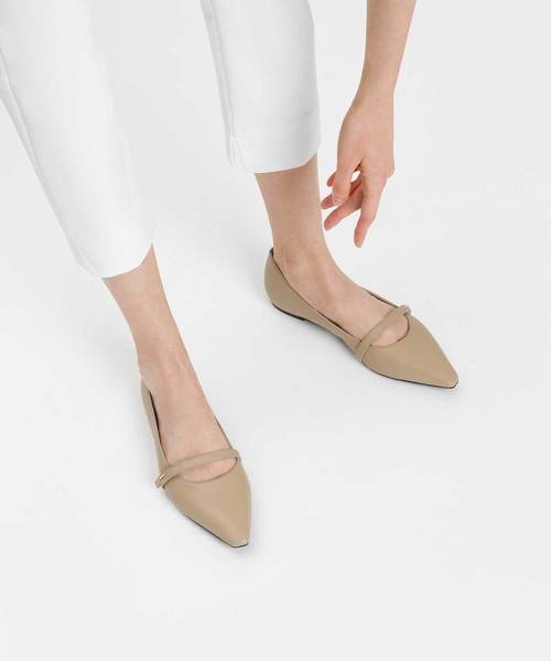 CHARLES & KEITH(チャールズ & キース)の「ポインテッドトゥメリージェーン / POINTED TOE MARY JANES(バレエシューズ・レディース・ブラック/ブルー/ミント/アイボリー・22.5cm/23cm/23.5cm/24.5cm/25cm/25.5cm)」の11枚目の写真
