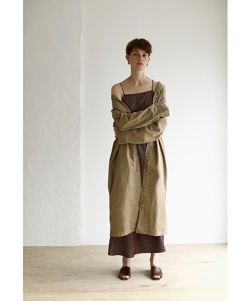 TODAYFUL(トゥデイフル)の「Vinatgeツイルコート(ステンカラーコート・レディース・ベージュ/キナリ・36inch/38inch)」の2枚目の写真