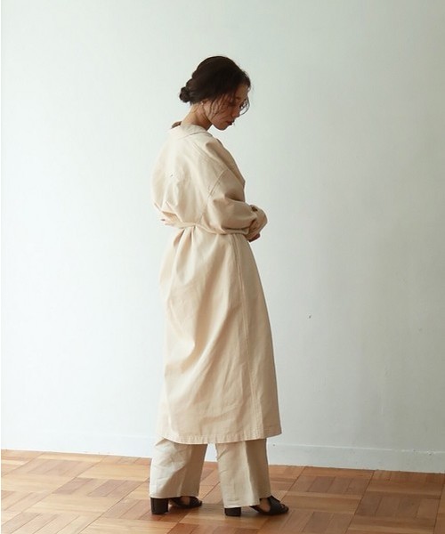 TODAYFUL(トゥデイフル)の「Vinatgeツイルコート(ステンカラーコート・レディース・ベージュ/キナリ・36inch/38inch)」の3枚目の写真