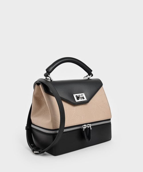 CHARLES & KEITH（チャールズ & キース）の「2ウェイジップトップハンドルバッグ / Two-Way Zip Top Handle Bag（ハンドバッグ・レディース・ブラック/ベージュ・M）」の11枚目の写真