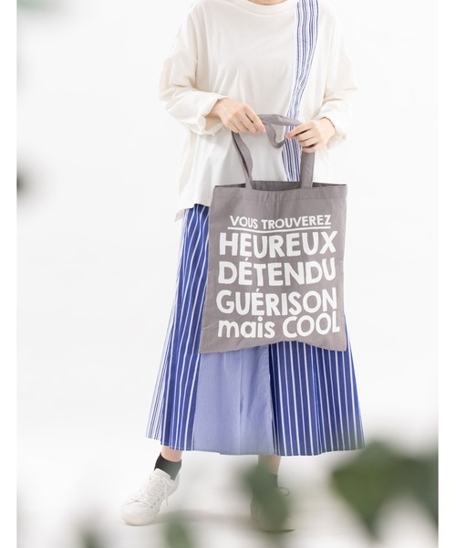 nop de nod（ノップドゥノッド）の「マルシェバッグ (Laukku fold)（トートバッグ・レディース・グレー/モカ/クリアレッド/スミクロ/ネイビー/カーキ・8/3）」の13枚目の写真