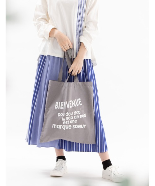 nop de nod（ノップドゥノッド）の「マルシェバッグ (Laukku fold)（トートバッグ・レディース・グレー/モカ/クリアレッド/スミクロ/ネイビー/カーキ・8/3）」の14枚目の写真