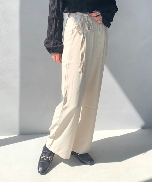 LE MORE（リモア）の「ウエストリボンタックパンツ（その他パンツ・レディース・ベージュ/グレー・FREE）」の11枚目の写真