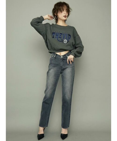 GYDA（ジェイダ）の「THE VIPショートスウェットプルオーバー（スウェット・レディース・グレー/オフホワイト/グリーン・FREE）」の12枚目の写真