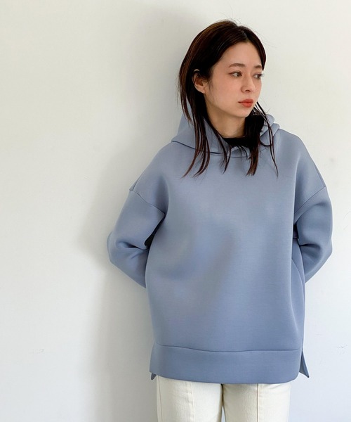 ottilie(オティーリエ)の「ボンディングパーカー(パーカー・レディース・ナチュラル/チャコールグレー/ブラック/モカ/サックスブルー・FREE)」の9枚目の写真
