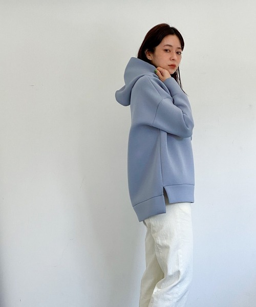 ottilie(オティーリエ)の「ボンディングパーカー(パーカー・レディース・ナチュラル/チャコールグレー/ブラック/モカ/サックスブルー・FREE)」の18枚目の写真