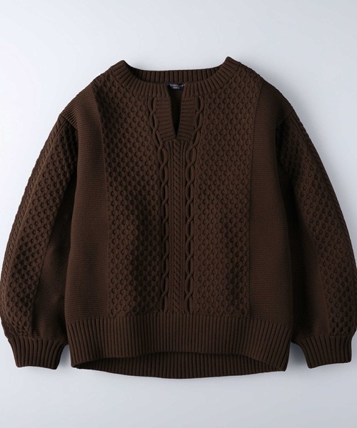 HONEYSUCKLE ROSE（ハニーサックルローズ）の「【HONEYSUCKLE ROSE】洗える軽ふわキーネック（ニット/セーター・レディース・ベージュ/ブラウン/グレー/オフホワイト/ピンク/ブルー・M/L）」の3枚目の写真