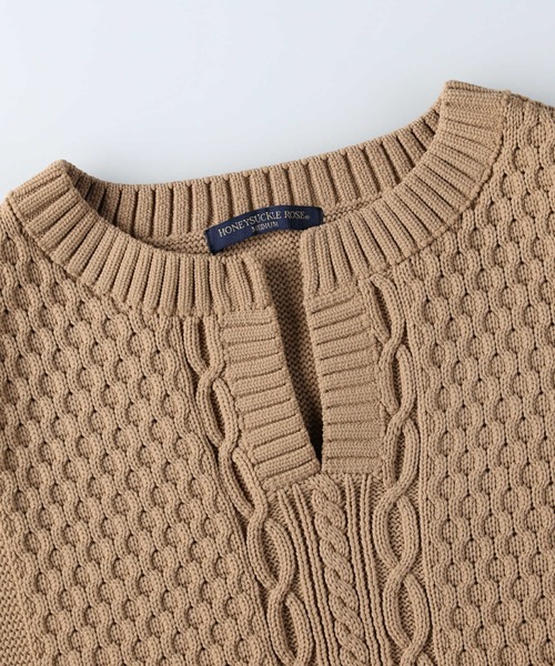 HONEYSUCKLE ROSE（ハニーサックルローズ）の「【HONEYSUCKLE ROSE】洗える軽ふわキーネック（ニット/セーター・レディース・ベージュ/ブラウン/グレー/オフホワイト/ピンク/ブルー・M/L）」の7枚目の写真