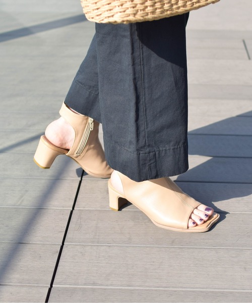 Ray BEAMS(レイビームス)の「Ray BEAMS / ブーツ サンダル(サンダル・レディース・ブラック/ベージュ・23.5cm/24.5cm/23.0cm/24.0cm/25.0cm)」の19枚目の写真