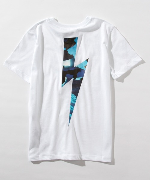 NEIL BARRETT（ニールバレット）の「Neil Barrett（ニール バレット）Tシャツカットソー（Tシャツ/カットソー・キッズ・ブラック/ホワイト/ブルー・10YEAR/6YEAR/14Y/12YEAR/8YEAR/4YEAR）」の7枚目の写真