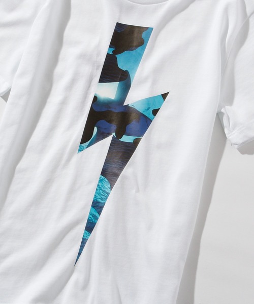 NEIL BARRETT（ニールバレット）の「Neil Barrett（ニール バレット）Tシャツカットソー（Tシャツ/カットソー・キッズ・ブラック/ホワイト/ブルー・10YEAR/6YEAR/14Y/12YEAR/8YEAR/4YEAR）」の9枚目の写真