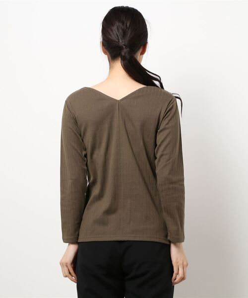 Bou Jeloud（ブージュルード）の「【汗染み防止加工】クルーネックTOPS（Tシャツ/カットソー・レディース・チャコールグレー/ベージュ/カーキ/パープル・FREE）」の6枚目の写真