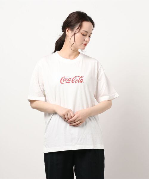 Coca Cola（コカコーラ）の「＜コカ・コーラ＞ウォッシュ加工Ｔシャツ（Tシャツ/カットソー・メンズ・ホワイト/ブラック/ネイビー・MEDIUM/X-LARGE/LARGE）」の8枚目の写真