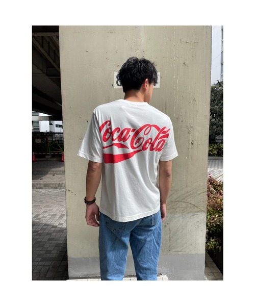 Coca Cola（コカコーラ）の「＜コカ・コーラ＞ウォッシュ加工Ｔシャツ（Tシャツ/カットソー・メンズ・ホワイト/ブラック/ネイビー・MEDIUM/X-LARGE/LARGE）」の12枚目の写真