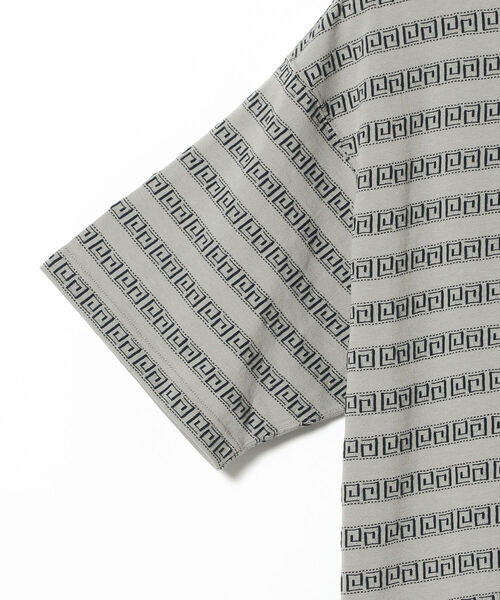 BEAMS（ビームス）の「BEAMS / ジャカード ボーダー Tシャツ（Tシャツ/カットソー・メンズ・グレー/グリーン・SMALL/X-LARGE/MEDIUM/LARGE）」の10枚目の写真