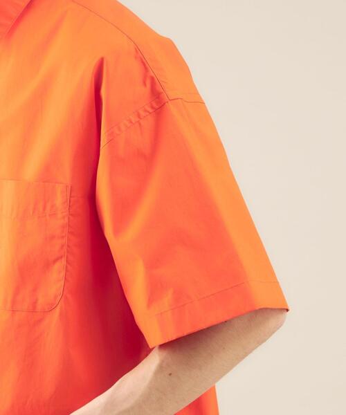 green label relaxing（グリーンレーベルリラクシング）の「【 WEB限定 】[ GLR/ -or ] オーバーサイズ レギュラーカラー 半袖 シャツ ユニセックス（シャツ/ブラウス・メンズ・ホワイト/ベージュ/オレンジ/ライトブルー・S/M/L）」の16枚目の写真