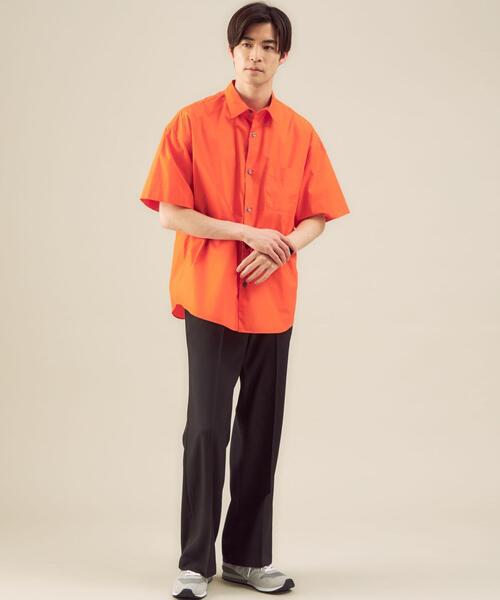 green label relaxing（グリーンレーベルリラクシング）の「【 WEB限定 】[ GLR/ -or ] オーバーサイズ レギュラーカラー 半袖 シャツ ユニセックス（シャツ/ブラウス・メンズ・ホワイト/ベージュ/オレンジ/ライトブルー・S/M/L）」の18枚目の写真