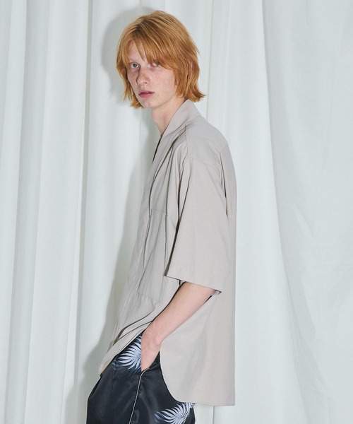 UNITED TOKYO（ユナイテッドトウキョウ）の「撥水ナイロンカラーレスシャツ（シャツ/ブラウス・メンズ・ブラック/ピンク/ライトベージュ/ライトグレー・FREE）」の21枚目の写真