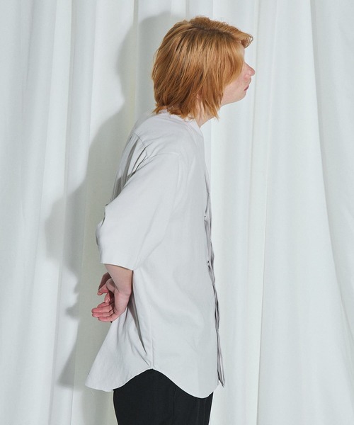 UNITED TOKYO（ユナイテッドトウキョウ）の「撥水ナイロンカラーレスシャツ（シャツ/ブラウス・メンズ・ブラック/ピンク/ライトベージュ/ライトグレー・FREE）」の17枚目の写真