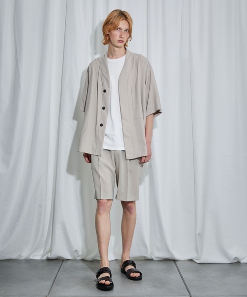 UNITED TOKYO（ユナイテッドトウキョウ）の「撥水ナイロンカラーレスシャツ（シャツ/ブラウス・メンズ・ブラック/ピンク/ライトベージュ/ライトグレー・FREE）」の7枚目の写真