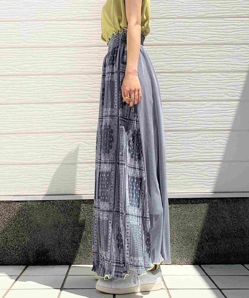 Q（キュー）の「バイカラーマイクロプリーツペイズリースカート（スカート・レディース・ライトグレー/ネイビー・MEDIUM）」の6枚目の写真