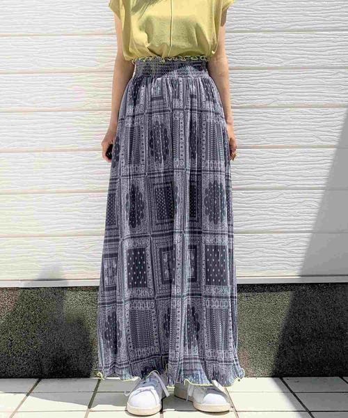 Q（キュー）の「バイカラーマイクロプリーツペイズリースカート（スカート・レディース・ライトグレー/ネイビー・MEDIUM）」の7枚目の写真