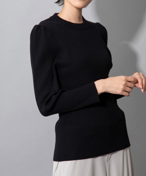 Munich（ミューニック）の「カシミアコットンリブ　パフスリーブニットプルオーバー（ニット/セーター・レディース・ブラック/レッド/カーキ/モカ・FREE）」の17枚目の写真