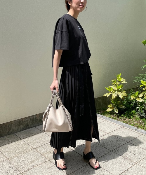 PUMA（プーマ）の「【PUMA/プーマ】ローエッジ半袖スエット（Tシャツ/カットソー・レディース・カーキ/ブラック・SMALL）」の15枚目の写真