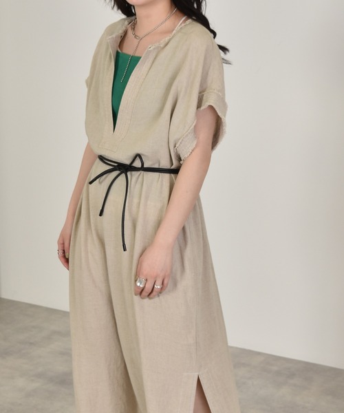 w closet（ダブルクローゼット）の「カフタンワンピース（ワンピース・レディース・ベージュ/スミクロ・FREE）」の7枚目の写真