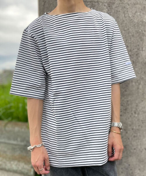 GLOSTER（グロスター）の「【新色追加】バスクシャツ ショートスリーブ（Tシャツ/カットソー・メンズ・ネイビー/オフホワイト/ホワイト×ブルー/ホワイト×ネイビー/ホワイト×イエロー/グリーン系その他3/ホワイト系その他6/ブラック系その他3・M/L/MEDIUM/LARGE）」の5枚目の写真