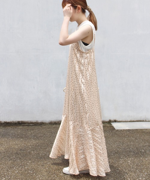 INCEDE（インシード）の「シアーランダムドットキャミワンピース（ワンピース・レディース・オフホワイト/ブラック・M/L/LL/3L/4L）」の4枚目の写真