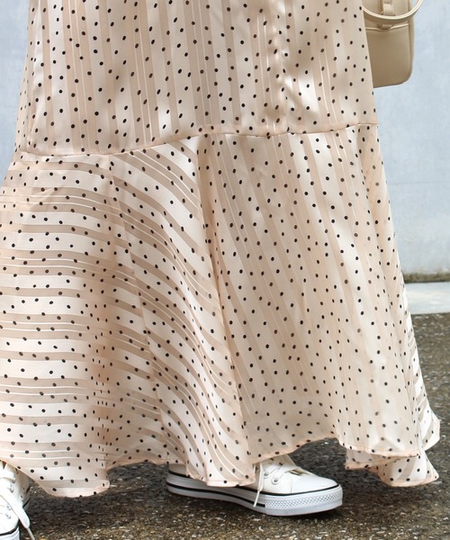 INCEDE（インシード）の「シアーランダムドットキャミワンピース（ワンピース・レディース・オフホワイト/ブラック・M/L/LL/3L/4L）」の10枚目の写真