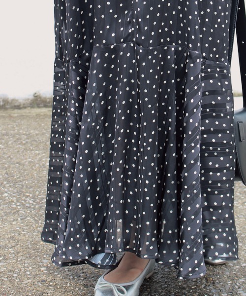 INCEDE（インシード）の「シアーランダムドットキャミワンピース（ワンピース・レディース・オフホワイト/ブラック・M/L/LL/3L/4L）」の19枚目の写真