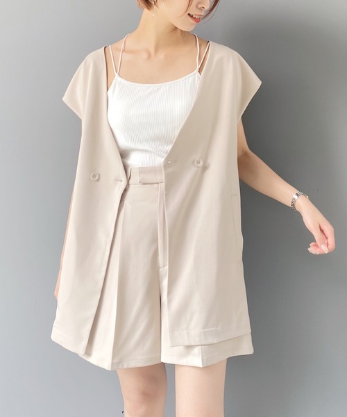 mysty woman（ミスティウーマン）の「ノーカラーベストジャケット 958368（ノーカラージャケット・レディース・イエロー/アイボリー/モカ・FREE）」の2枚目の写真