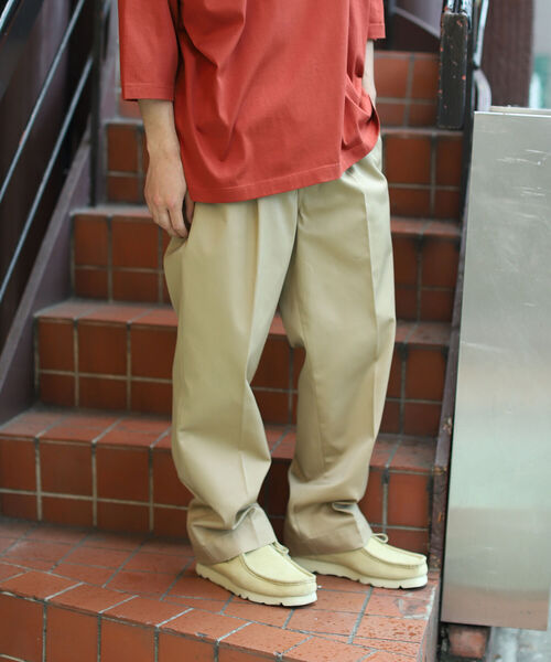 BEAMS(ビームス)の「BEAMS / 1プリーツ ワークトラウザーパンツ(チノパンツ・メンズ・ベージュ/インディゴブルー/グリーン系その他/バーガンディー・SMALL/MEDIUM/LARGE/X-LARGE)」の12枚目の写真