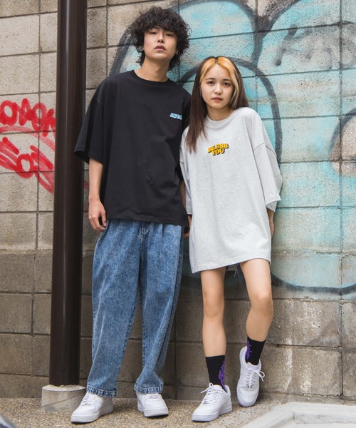 WEGO（ウィゴー）の「WEGO/ヘビーウエイト グラフィティビックシルエット5分袖Tシャツ（Tシャツ/カットソー・メンズ・ブラック/オレンジ/オートミール/ホワイト・LARGE/SMALL/MEDIUM）」の18枚目の写真